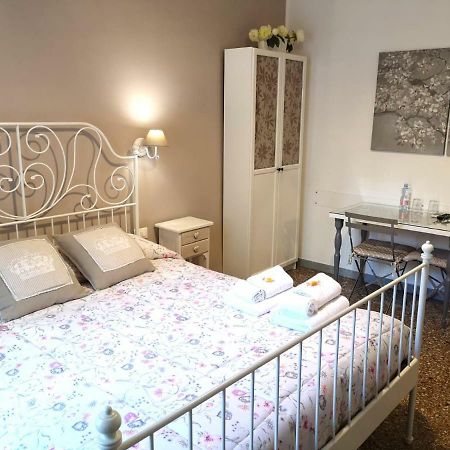 La Chiave Di Roma Bed and Breakfast Buitenkant foto