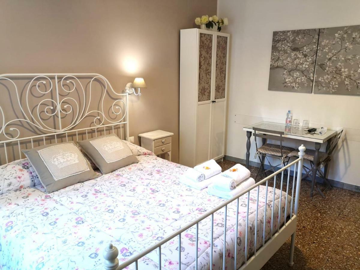 La Chiave Di Roma Bed and Breakfast Buitenkant foto