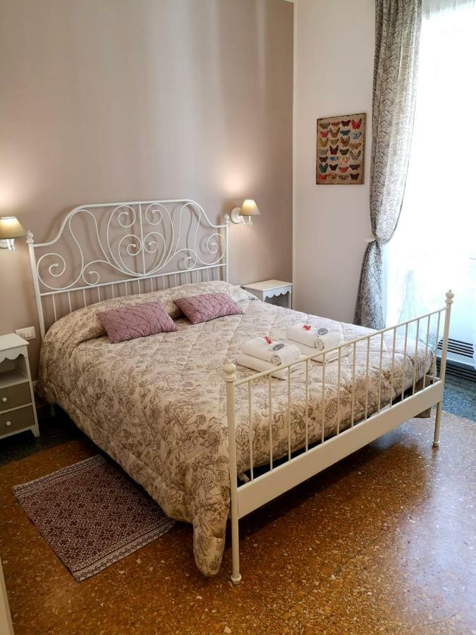 La Chiave Di Roma Bed and Breakfast Buitenkant foto